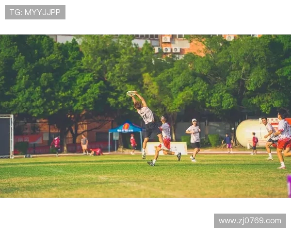 武汉飞盘队荣登灵活性排行榜榜首引领飞盘运动新风潮